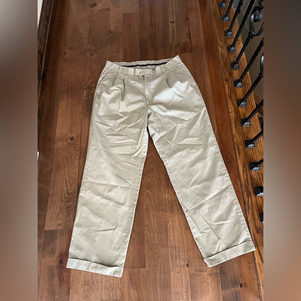 Men’s khaki pants Cambridge classics 36 X 32 tan colored